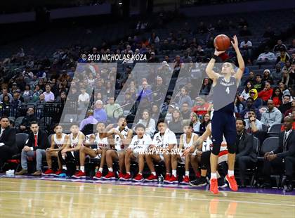 Thumbnail 2 in Chino Hills vs. James Logan (CIF State D1 Final) photogallery.