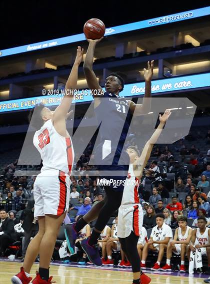 Thumbnail 2 in Chino Hills vs. James Logan (CIF State D1 Final) photogallery.
