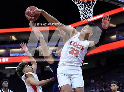 Thumbnail 1 in Chino Hills vs. James Logan (CIF State D1 Final) photogallery.