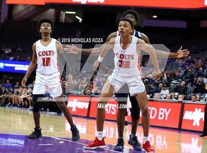 Thumbnail 1 in Chino Hills vs. James Logan (CIF State D1 Final) photogallery.