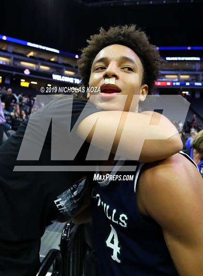 Thumbnail 3 in Chino Hills vs. James Logan (CIF State D1 Final) photogallery.