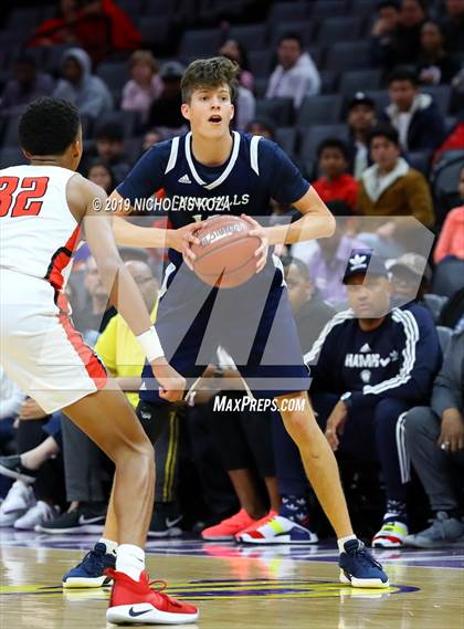 Thumbnail 1 in Chino Hills vs. James Logan (CIF State D1 Final) photogallery.