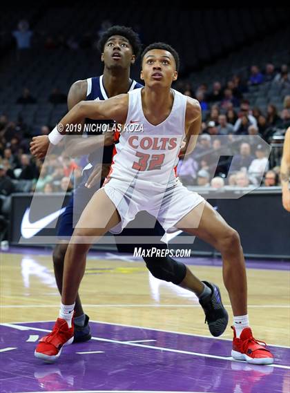 Thumbnail 2 in Chino Hills vs. James Logan (CIF State D1 Final) photogallery.