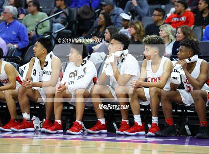 Thumbnail 2 in Chino Hills vs. James Logan (CIF State D1 Final) photogallery.