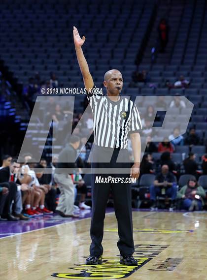 Thumbnail 2 in Chino Hills vs. James Logan (CIF State D1 Final) photogallery.