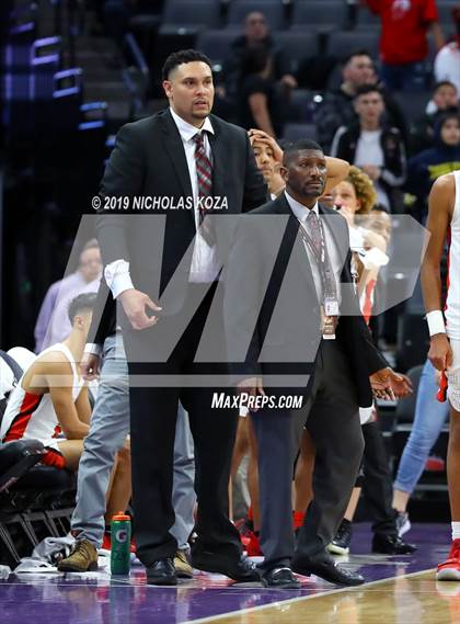 Thumbnail 2 in Chino Hills vs. James Logan (CIF State D1 Final) photogallery.