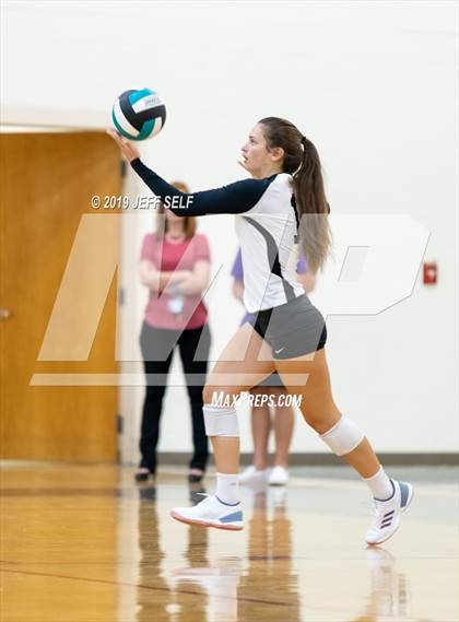 Thumbnail 3 in Indian River @ Hickory photogallery.