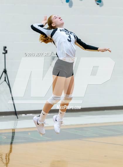 Thumbnail 2 in Indian River @ Hickory photogallery.