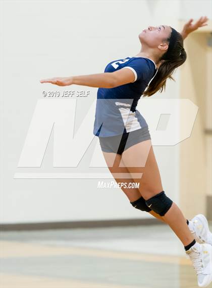 Thumbnail 3 in Indian River @ Hickory photogallery.