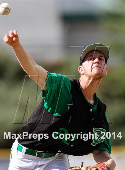 Thumbnail 3 in Thousand Oaks @ Moorpark photogallery.