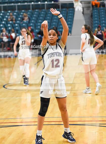 Thumbnail 2 in Tompkins vs Fort Bend Dulles (UIL 6A Region III Quarterfinal Playoff) photogallery.