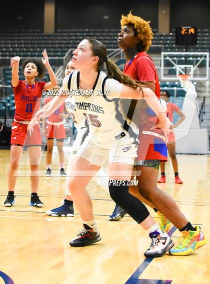 Thumbnail 3 in Tompkins vs Fort Bend Dulles (UIL 6A Region III Quarterfinal Playoff) photogallery.
