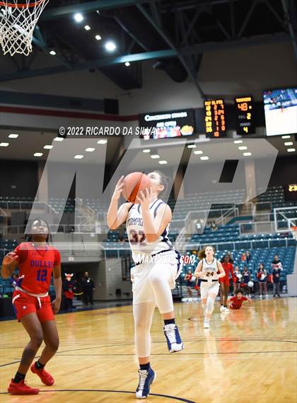Thumbnail 2 in Tompkins vs Fort Bend Dulles (UIL 6A Region III Quarterfinal Playoff) photogallery.