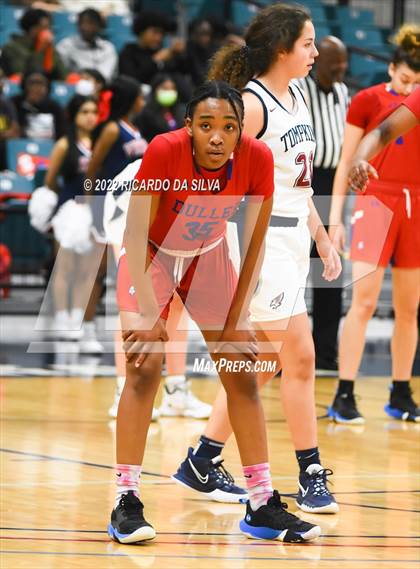 Thumbnail 2 in Tompkins vs Fort Bend Dulles (UIL 6A Region III Quarterfinal Playoff) photogallery.