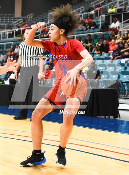Thumbnail 3 in Tompkins vs Fort Bend Dulles (UIL 6A Region III Quarterfinal Playoff) photogallery.