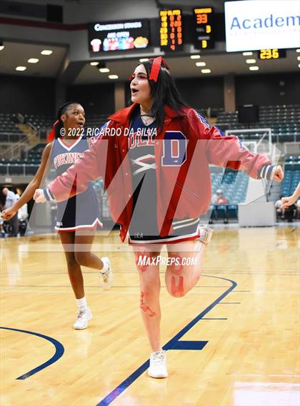 Thumbnail 1 in Tompkins vs Fort Bend Dulles (UIL 6A Region III Quarterfinal Playoff) photogallery.