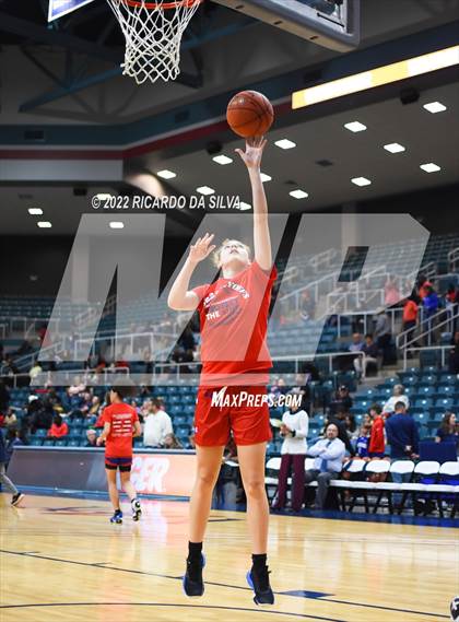 Thumbnail 3 in Tompkins vs Fort Bend Dulles (UIL 6A Region III Quarterfinal Playoff) photogallery.