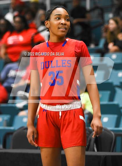 Thumbnail 3 in Tompkins vs Fort Bend Dulles (UIL 6A Region III Quarterfinal Playoff) photogallery.