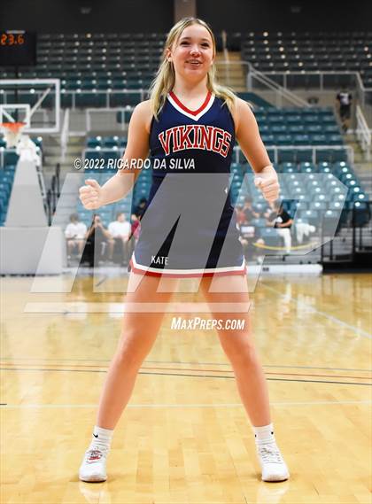 Thumbnail 1 in Tompkins vs Fort Bend Dulles (UIL 6A Region III Quarterfinal Playoff) photogallery.
