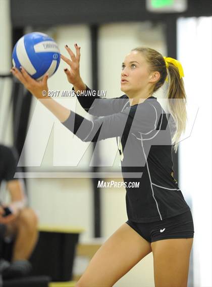 Thumbnail 1 in Capistrano Valley @ Foothill photogallery.