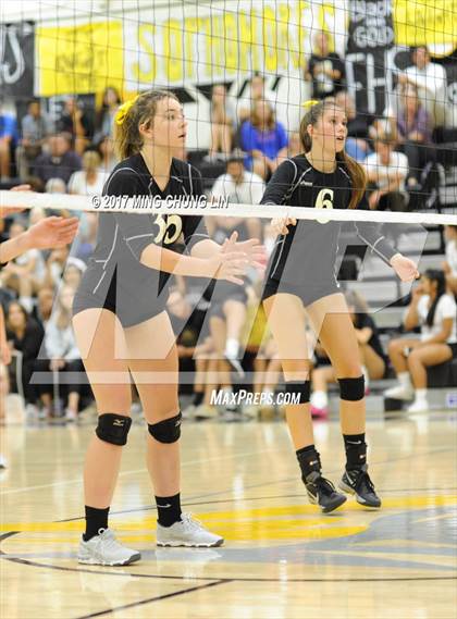 Thumbnail 1 in Capistrano Valley @ Foothill photogallery.
