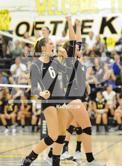 Thumbnail 2 in Capistrano Valley @ Foothill photogallery.