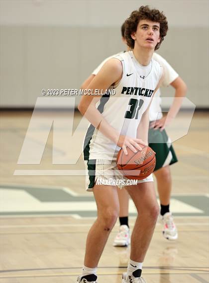 Thumbnail 2 in O'Bryant @ Pentucket Regional photogallery.