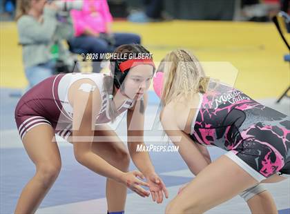 Thumbnail 2 in NYSPHSAA State Championships Round 2 photogallery.