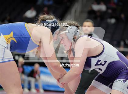 Thumbnail 3 in NYSPHSAA State Championships Round 2 photogallery.