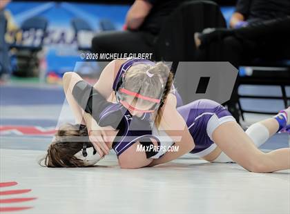 Thumbnail 3 in NYSPHSAA State Championships Round 2 photogallery.
