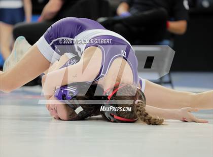 Thumbnail 2 in NYSPHSAA State Championships Round 2 photogallery.