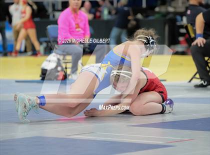 Thumbnail 2 in NYSPHSAA State Championships Round 2 photogallery.