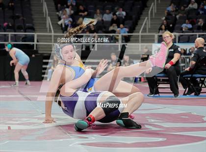 Thumbnail 3 in NYSPHSAA State Championships Round 2 photogallery.