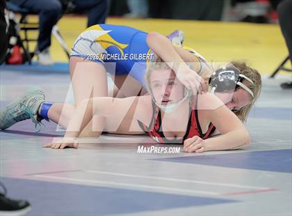 Thumbnail 1 in NYSPHSAA State Championships Round 2 photogallery.