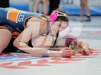 Thumbnail 2 in NYSPHSAA State Championships Round 2 photogallery.