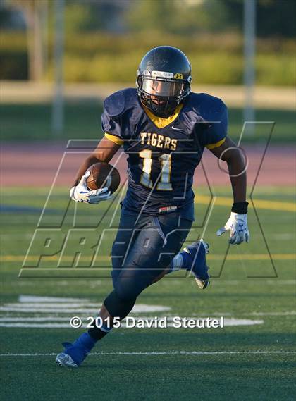 Thumbnail 3 in El Cerrito @ Inderkum photogallery.