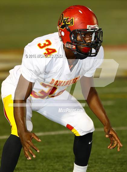 Thumbnail 1 in Harvard-Westlake vs. Dominguez photogallery.
