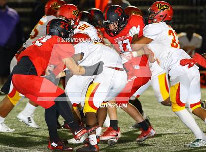 Thumbnail 3 in Harvard-Westlake vs. Dominguez photogallery.