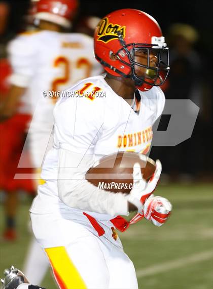 Thumbnail 3 in Harvard-Westlake vs. Dominguez photogallery.