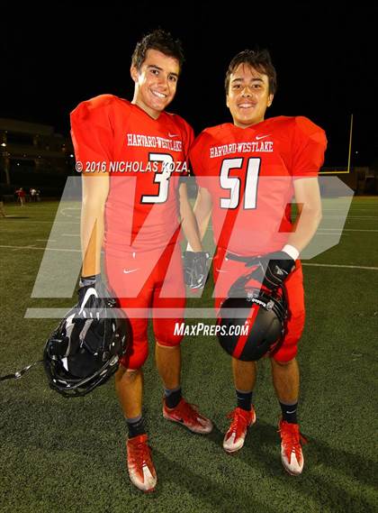 Thumbnail 2 in Harvard-Westlake vs. Dominguez photogallery.