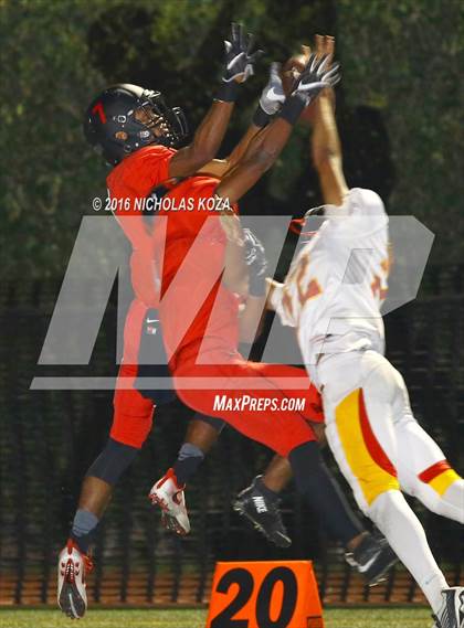 Thumbnail 1 in Harvard-Westlake vs. Dominguez photogallery.