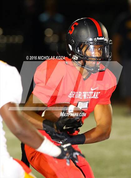 Thumbnail 1 in Harvard-Westlake vs. Dominguez photogallery.