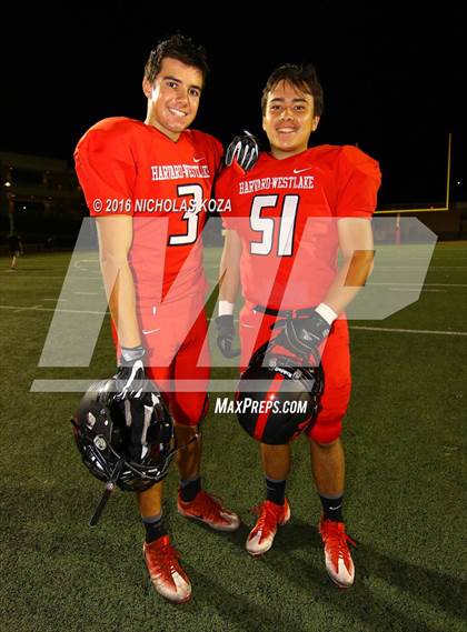 Thumbnail 3 in Harvard-Westlake vs. Dominguez photogallery.
