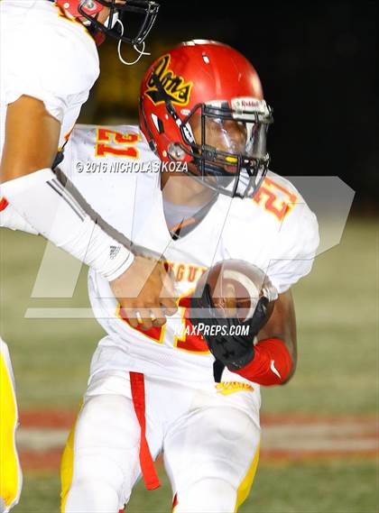 Thumbnail 2 in Harvard-Westlake vs. Dominguez photogallery.