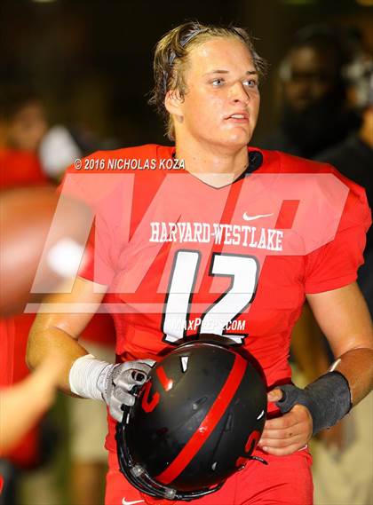 Thumbnail 2 in Harvard-Westlake vs. Dominguez photogallery.
