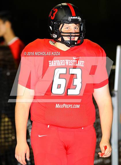 Thumbnail 3 in Harvard-Westlake vs. Dominguez photogallery.