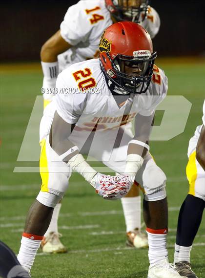 Thumbnail 1 in Harvard-Westlake vs. Dominguez photogallery.