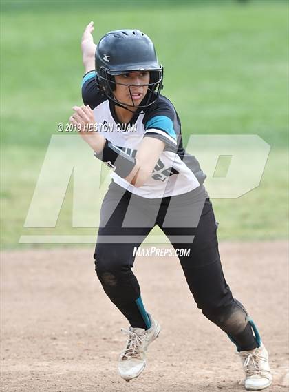Thumbnail 3 in Cienega vs. Santiago (Michelle Carew Classic) photogallery.