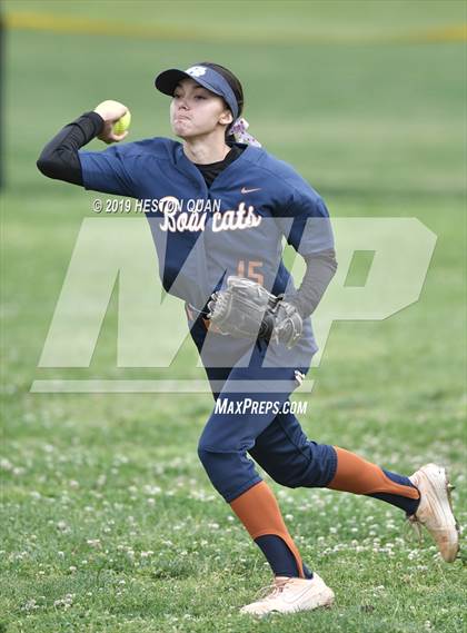 Thumbnail 1 in Cienega vs. Santiago (Michelle Carew Classic) photogallery.