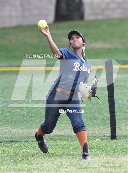 Thumbnail 2 in Cienega vs. Santiago (Michelle Carew Classic) photogallery.